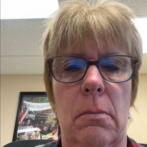 Meet your Posher, Roxanne